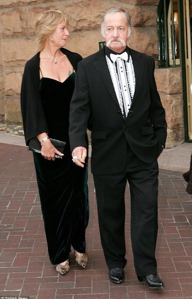 Πενθεί η Νικόλ Κίντμαν: Εχασε τον πεθερό της [εικόνες]  | iefimerida.gr 1