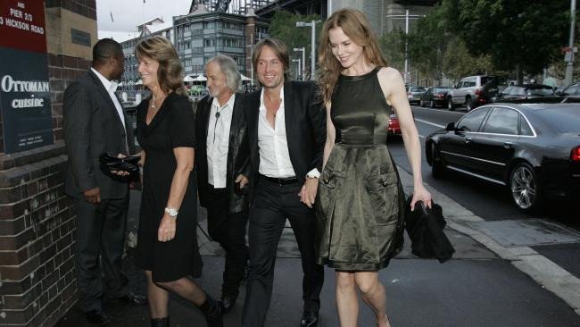 Πενθεί η Νικόλ Κίντμαν: Εχασε τον πεθερό της [εικόνες]  | iefimerida.gr 3