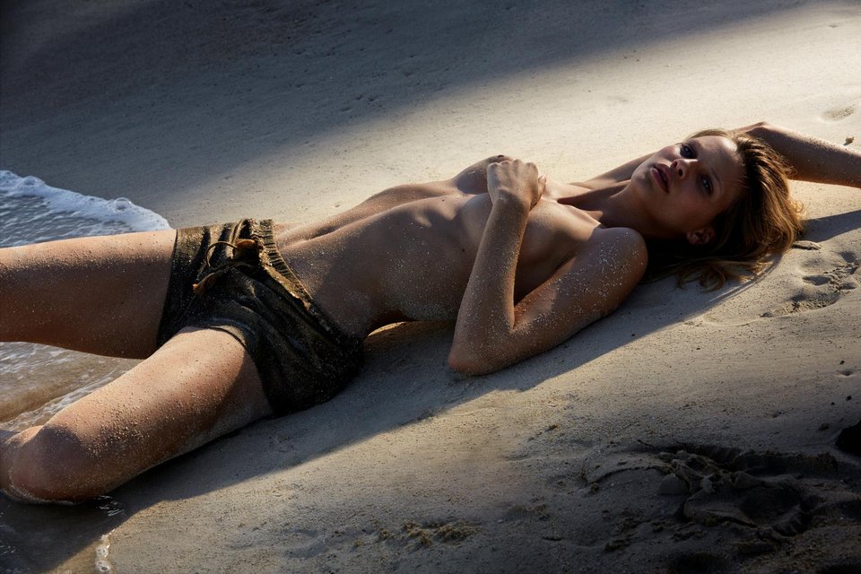 Στρατιώτης και μοντέλο –Η απίστευση ιστορία ισραηλινής καλονής [εικόνες] | iefimerida.gr 0