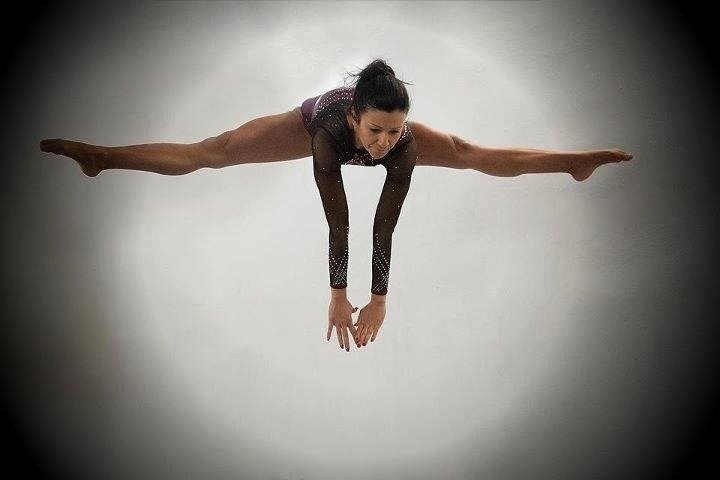 Αυτή είναι η γυμνάστρια που θα παντρευτεί ο Φέλιξ Μπαουμγκάρτνερ [εικόνες]  | iefimerida.gr 1