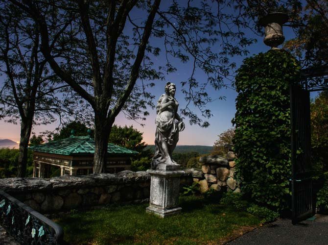 Οι ομορφότεροι κήποι του κόσμου κάτω από το φως του φεγγαριού [εικόνες] | iefimerida.gr 3