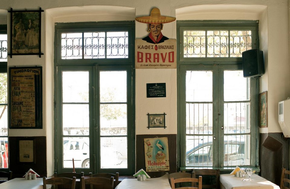 Νικόδημος: Το οινοπαντοπωλείο του 1906 που μετατράπηκε σε ένα από τα ωραιότερα εστιατόρια της Ελλάδας [εικόνες]  | iefimerida.gr 3