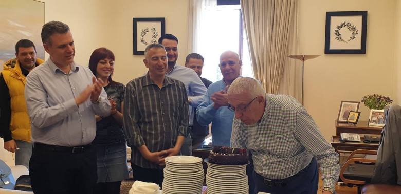 Ο Νικήτας Κακλαμάνης έχει γενέθλια την Πρωταπριλιά [εικόνα] | iefimerida.gr 0