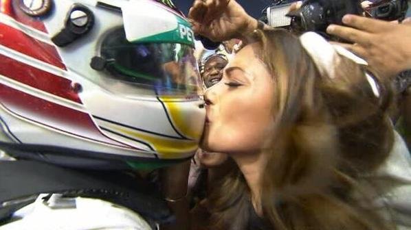 Παγκόσμιος Πρωταθλητής ο Λιούις Χάμιλτον! [εικόνες] | iefimerida.gr 0