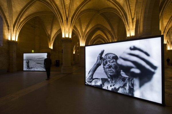 Ο Νίκος Αλιάγας έφερε «Σώματα και Ψυχές» από το Μεσολόγγι στο Παρίσι [εικόνες] | iefimerida.gr 0