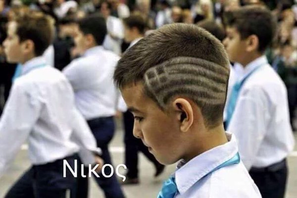 Γίνεται της ...μαντήλας στο twitter -Ενα θέμα που διχάζει [εικόνες] | iefimerida.gr 6