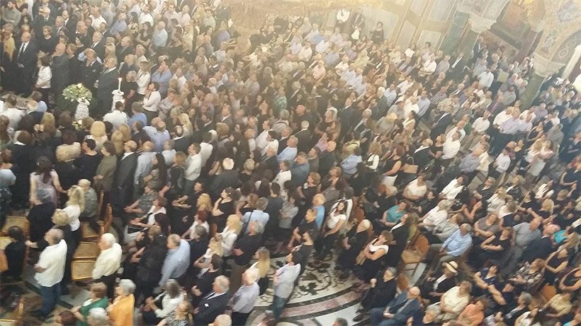 O θρήνος της οικογένειας Νίκου Νικολόπουλου που συγκλόνισε την Ελλάδα [εικόνες] | iefimerida.gr 3