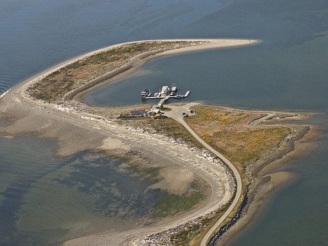 Νησί μόνο για εκατομμυριούχους: Πωλητήριο 57 εκατ. ευρώ σε επίγειο παράδεισο γεμάτο πολυτέλειες [εικόνες] | iefimerida.gr 3