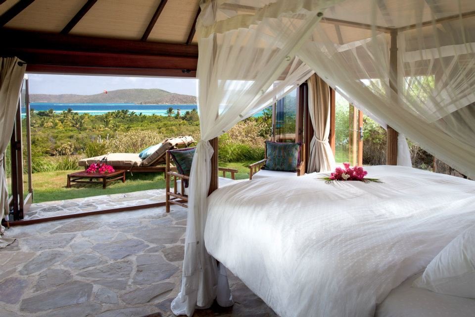 Ο Ομπάμα χαλαρώνει μετά τον Λευκό Οίκο: Διακοπές με τη Μισέλ σε ιδιωτικό, εξωτικό παράδεισο της Καραϊβικής [εικόνες] | iefimerida.gr 2