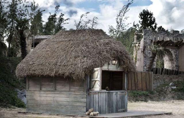 Εκατομμυριούχος φτιάχνει τεχνητό νησί με θέμα τους πειρατές με αρχιτεκτονική 18ου αιώνα [εικόνες] | iefimerida.gr 8