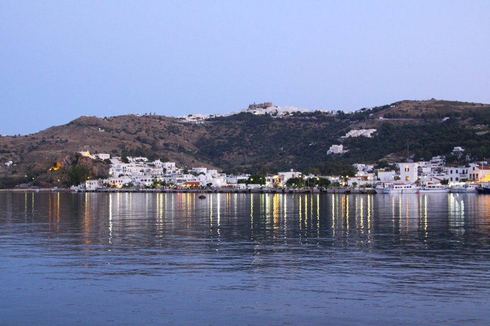 Telegraph: Ξεχάστε Μύκονο και Σαντορίνη -Αυτά είναι τα 8 πιο ψαγμένα ελληνικά νησιά [εικόνες] | iefimerida.gr 5