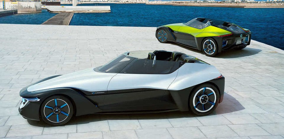 Nissan Bladeglider Concept: Στη Nissan τα βλέπουν όλα τριγωνικά | iefimerida.gr 0