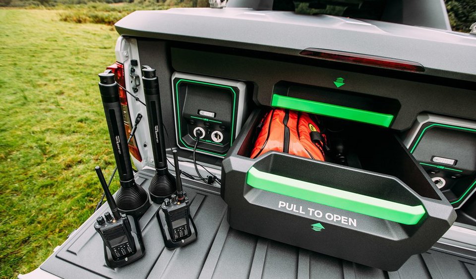 To Nissan Navara EnGuard προορίζεται για αποστολές διάσωσης [εικόνες & βίντεο] | iefimerida.gr 1