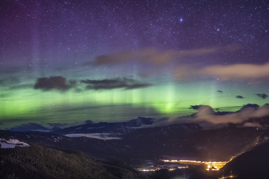 Φωτογραφίζοντας το Βόρειο Σέλας: Ενα μαγευτικό ταξίδι στα βραχώδη όρη [εικόνες] | iefimerida.gr 1