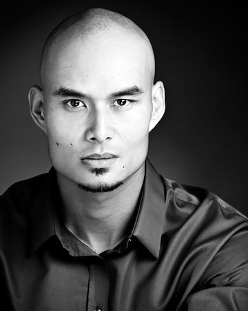 Σοκ -Πέθανε στα 42 του ηθοποιός ταινίας του Τζέιμς Μποντ [εικόνες] | iefimerida.gr 1