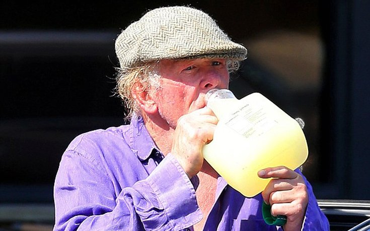 Ο Νικ Νόλτε κυκλοφορεί σαν άστεγος στο Λος Αντζελες [εικόνες]  | iefimerida.gr 3