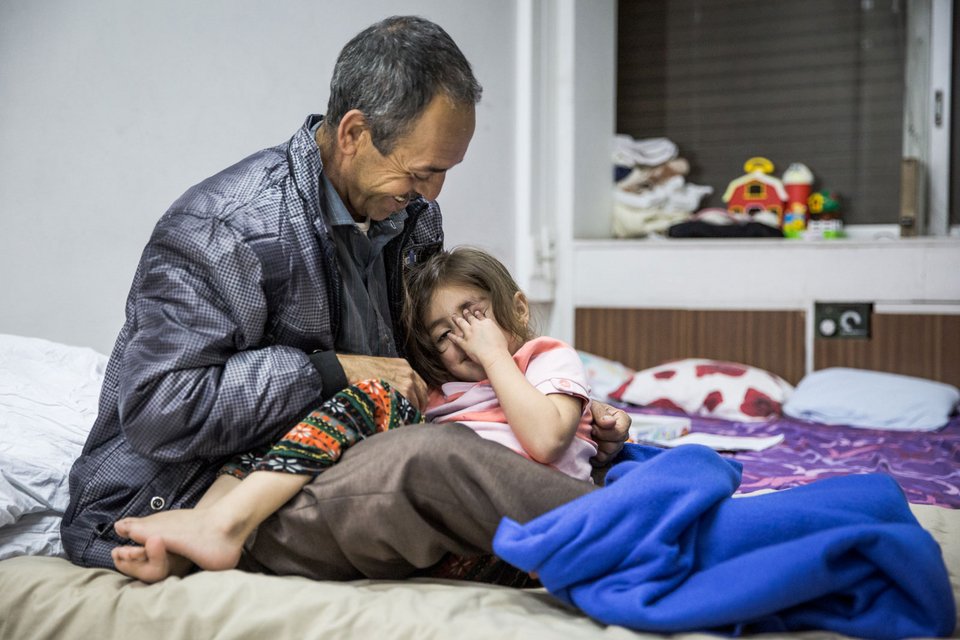 Εγκλωβισμένοι στην Ελλάδα -Αφιέρωμα του Al Jazeera στους πρόσφυγες των Εξαρχείων [εικόνες]  | iefimerida.gr 2