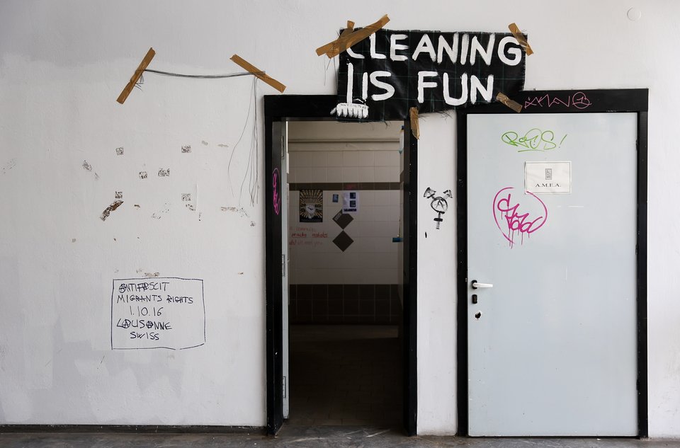 Σύγκλητος ΑΠΘ για No Border: Η πολιτεία άφησε το πανεπιστήμιο μόνο του [εικόνες] | iefimerida.gr 0