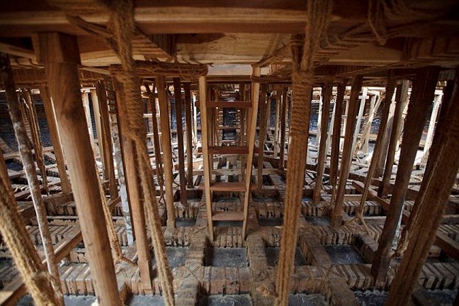 Ετσι ήταν η Κιβωτός του Νώε -Ειδικός του Βρετανικού Μουσείου κατασκεύασε πιστό αντίγραφό της [εικόνες&βίντεο] | iefimerida.gr 2