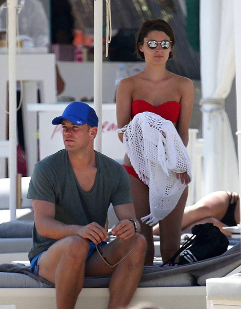 H καλύτερη διαφήμιση: Ο τερματοφύλακας της Εθνικής Γερμανίας μαγεμένος απολαμβάνει τον ήλιο στη Μύκονο-Οι φωτογραφίες του κάνουν το γύρο του κόσμου [εικόνες] | iefimerida.gr 5