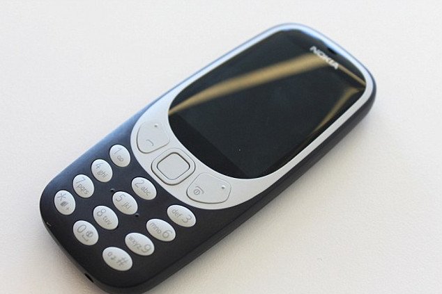 Η μεγάλη επιστροφή: H Nokia ξαναβγάζει το 3310 -Με αθάνατη μπαταρία, φιδάκι και τιμή έκπληξη! [εικόνες] | iefimerida.gr 1