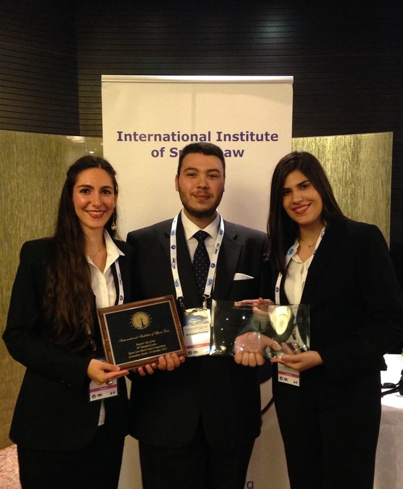 Ο φοιτητής της Νομικής Αθηνών που αναδείχθηκε ο καλύτερος αγορητής παγκοσμίως [εικόνα] | iefimerida.gr 0