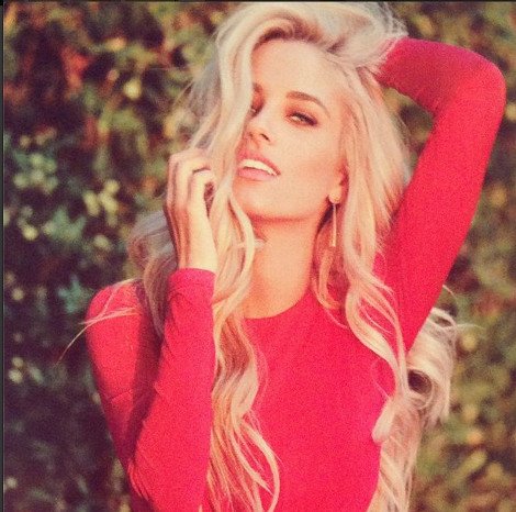 Η Δούκισσα Νομικού αποκαλύπτεται: Ημίγυμνη πάνω σε μοτοσικλέτα [εικόνες] | iefimerida.gr 1