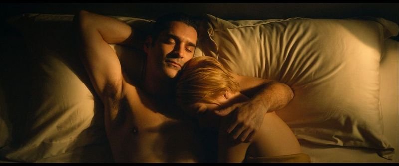 Μια ερωτική τριλογία με κοινό φινάλε διά χειρός Παπακαλιάτη [τρέιλερ & φωτό] | iefimerida.gr 1