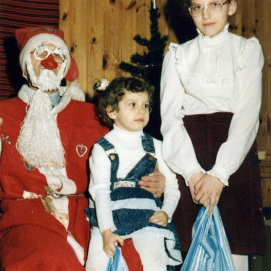 Εσείς θα καθόσασταν στα πόδια αυτού του Άγιου Βασίλη; [εικόνες]  | iefimerida.gr 5