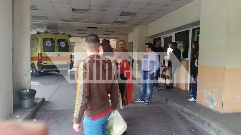 Στο Γενικό Νοσοκομείο Λάρισας οι 4 σοροί -Ομάδα ειδικών ψυχολόγων για τους συγγενείς [εικόνες] | iefimerida.gr 2