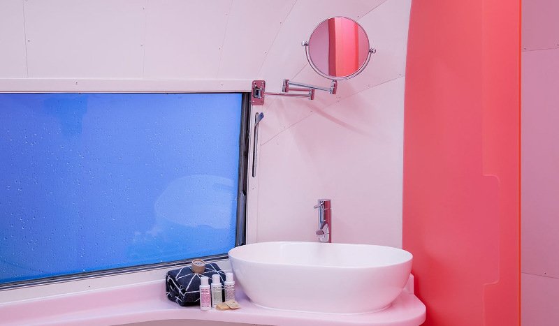 Ξενοδοχείο με τροχόσπιτα: 267 ευρώ τη βραδιά για να μείνετε σε ταράτσα πάρκινγκ αυτοκινήτων [εικόνες] | iefimerida.gr 3