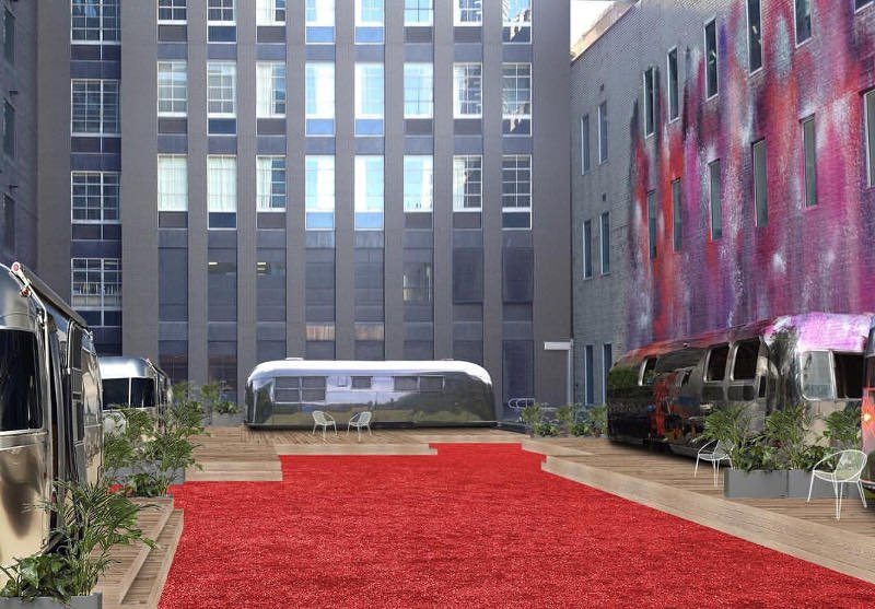 Ξενοδοχείο με τροχόσπιτα: 267 ευρώ τη βραδιά για να μείνετε σε ταράτσα πάρκινγκ αυτοκινήτων [εικόνες] | iefimerida.gr 0