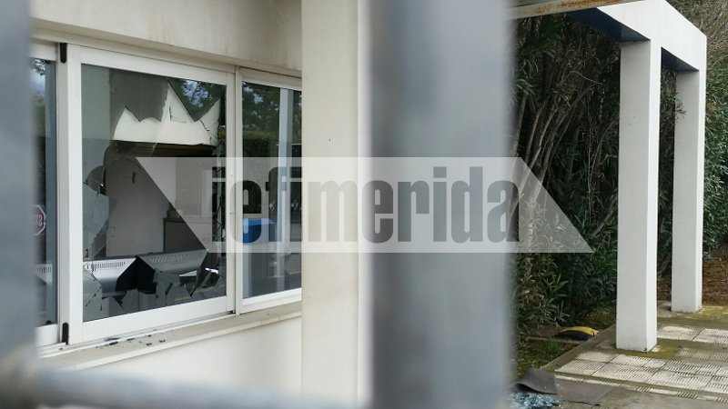 Το βίντεο της επίθεσης του Ρουβίκωνα στα γραφεία της Novartis | iefimerida.gr 7