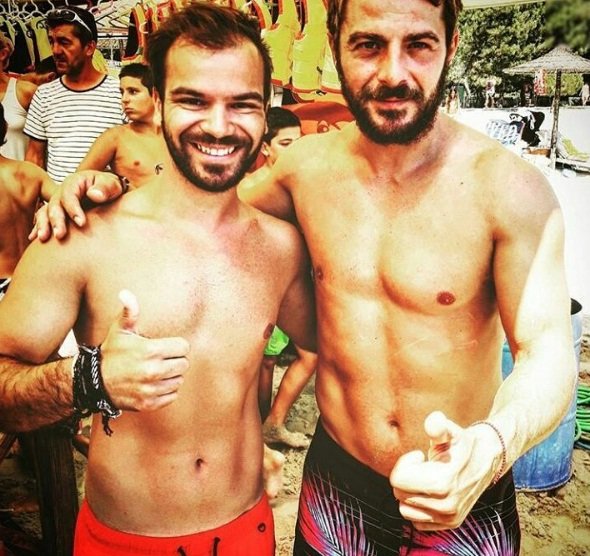 Πρώτο μπάνιο στη Σκιάθο για τον Ντάνο, μετά τον Αγιο Δομίνικο -Πανικός για μια selfie [εικόνες] | iefimerida.gr 5