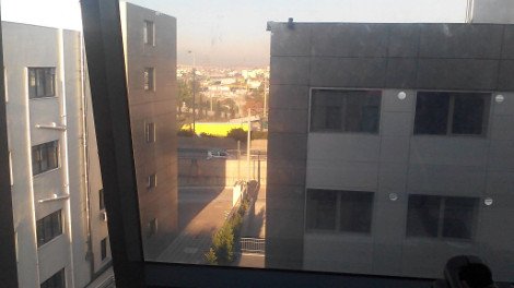 Καραμπόλα με νταλίκα στην Εθνική Οδό -Φορτωμένη με αλεύρι έπεσε πάνω σε 9 ΙΧ [εικόνες&βίντεο] | iefimerida.gr 13