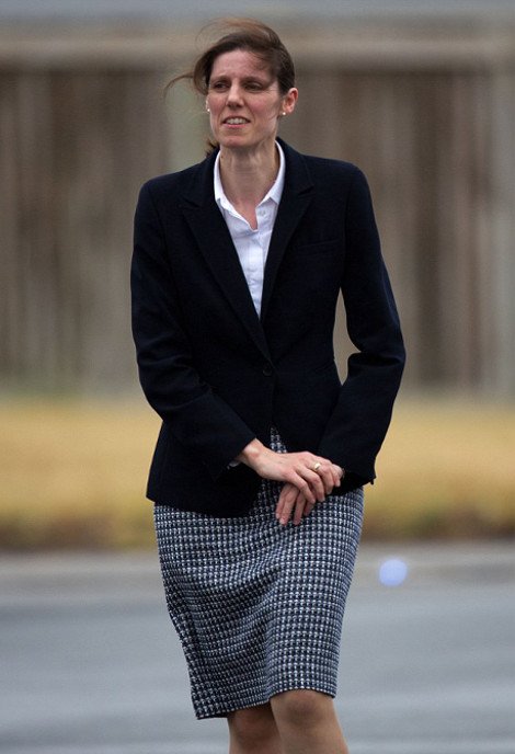 Η Κέιτ Μίντλετον.... προσέχει -Διάλεξε για νταντά του πρίγκιπα Τζορτζ μια τρομακτική, χωριατοπούλα, ανέραστη Ισπανίδα [εικόνες] | iefimerida.gr 2