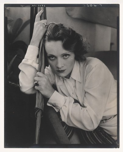 Οι πρώτες φωτογραφίες μόδας του 1900 -Ο φωτογράφος που λάτρεψε η Ντίντριχ [εικόνες] | iefimerida.gr 6