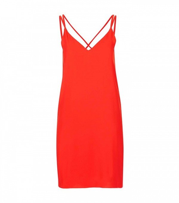 Καλεσμένη σε γάμο -Κλέψαμε ιδέες από το Instagram, 7 τοπ λουκ [εικόνες]  | iefimerida.gr 11