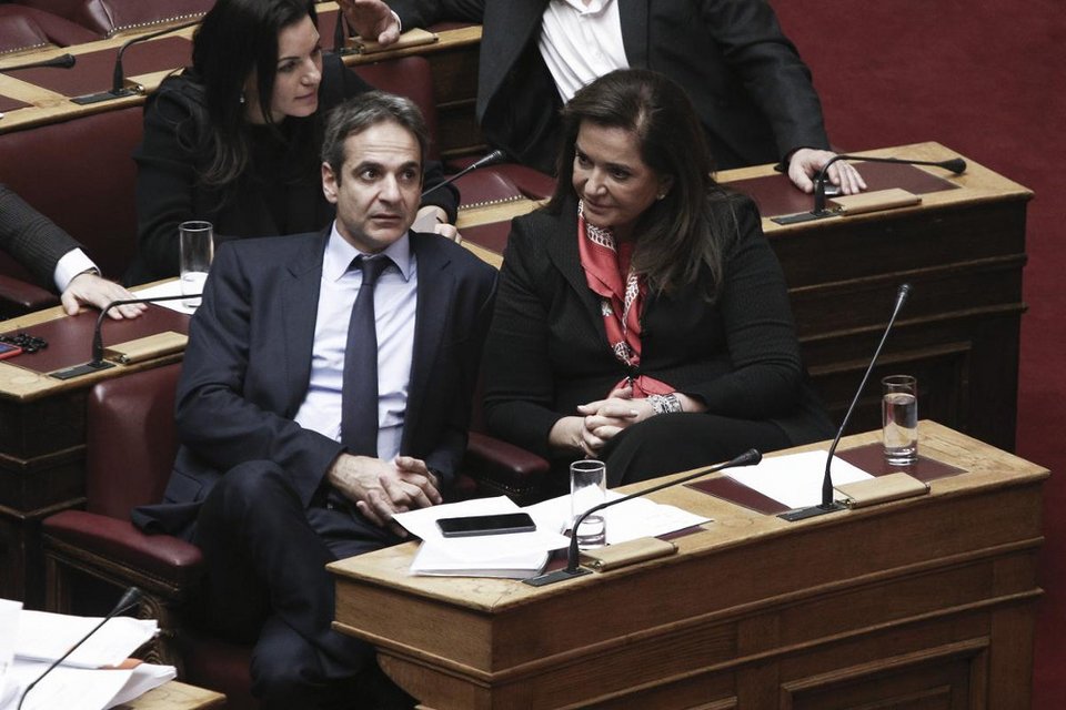 Η Ντόρα στο πλάι του Κυριάκου [εικόνες] | iefimerida.gr 1