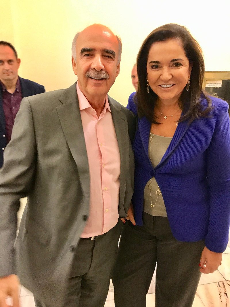 Αποκλειστικό: Πηγαδάκι Μεϊμαράκη-Ντόρας στη Βουλή -Τι είπαν [εικόνες] | iefimerida.gr 0