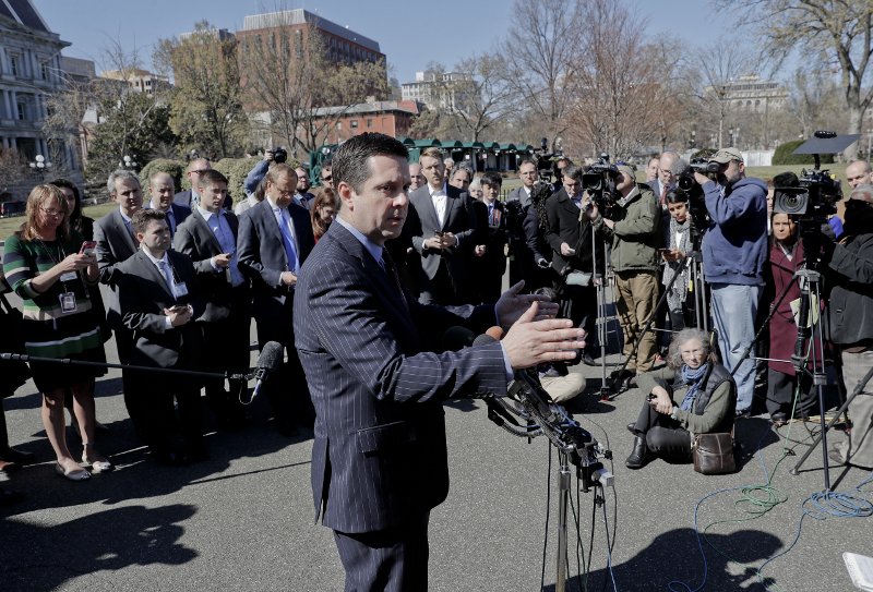 FBI: Ανθρωποι του Τραμπ συμφώνησαν με Ρώσους πράκτορες για τις διαρροές εις βάρος της Κλίντον | iefimerida.gr 1