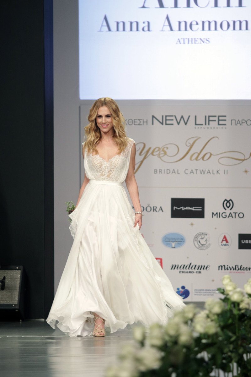 Σπυροπούλου, Παπαδημητρίου, Πρέλεβιτς και άλλες διάσημες ντύθηκαν νύφες στην πασαρέλα [εικόνες] | iefimerida.gr 5