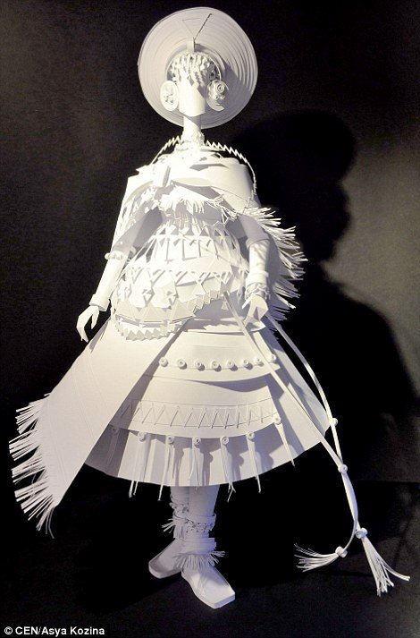 Νυφικά από χαρτί: Οι ασυνήθιστες και εντυπωσιακές δημιουργίες Ρωσίδας σχεδιάστριας [εικόνες] | iefimerida.gr 8