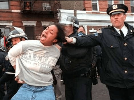 Η αστυνομία καλεί τους πολίτες για βοήθεια -Μία καμπάνια στη Νέα Υόρκη για τις «άψογες»  υπηρεσίες που κατέληξε σε δυσφήμιση [εικόνες] | iefimerida.gr 0