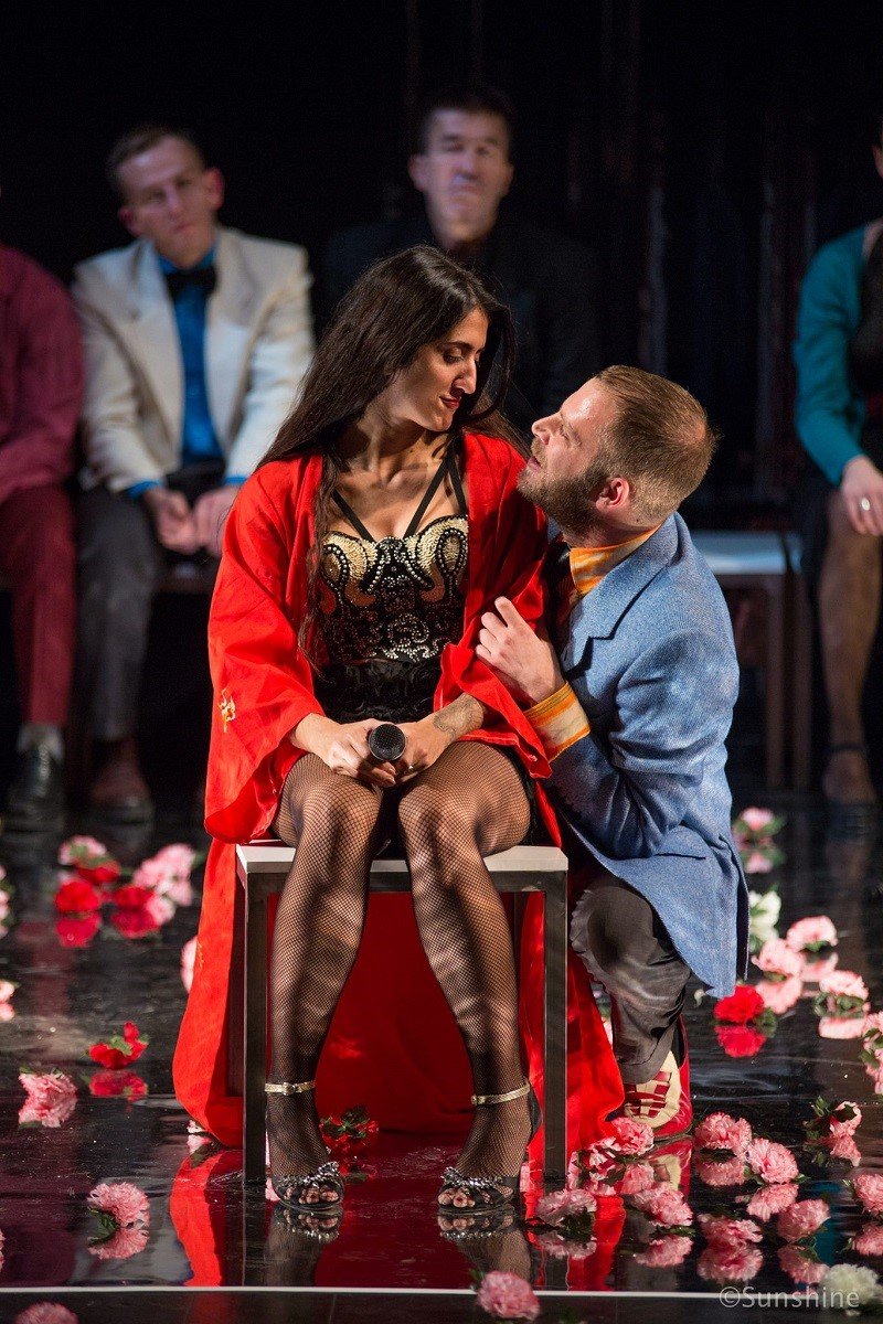 Ανοίγει το θέατρο «Δημήτρης Ροντήρης»: Πρεμιέρα με το έργο «Αυτή η νύχτα μένει» [εικόνες]  | iefimerida.gr 3