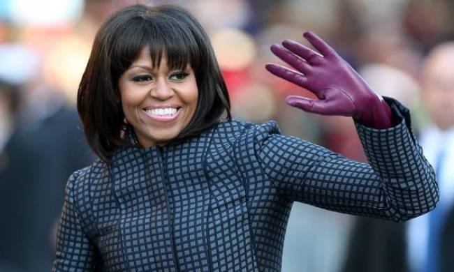 Οταν η πρώτη κυρία των ΗΠΑ έκανε ακροβατικά με κίτρινο μαγιό [εικόνες] | iefimerida.gr 3