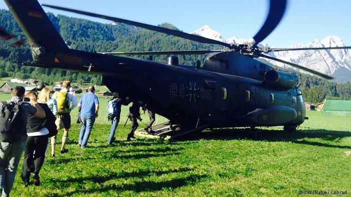 G7: Οι μπύρες και η περίεργη στολή που ξέχασε ο Ομπάμα και θέλει να αγοράσει στη Βαυαρία [εικόνες]  | iefimerida.gr 5