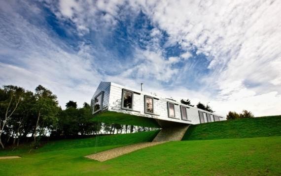 Τα πιο τρελά ξενοδοχεία στον κόσμο – Κοιμηθείτε σε κελιά, φέρετρα, σπηλιές και αγκαλιά με καμηλοπαρδάλεις [εικόνες] | iefimerida.gr 6