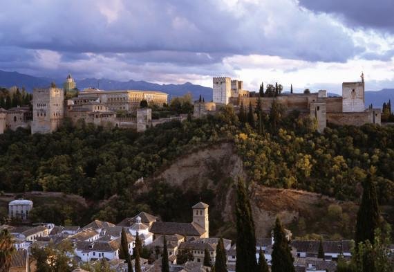 Huffington Post: Ρόδος, πρέπει να τη δει κανείς έστω μία φορά -Από τα σημεία της Ευρώπης που αξίζουν προσοχή [εικόνες] | iefimerida.gr 7