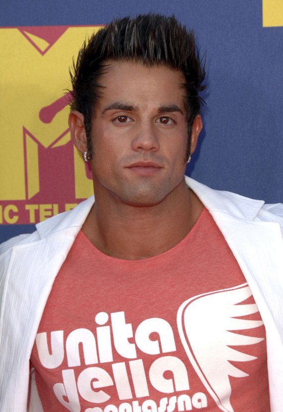 To καταραμένο ριάλιτι του θανάτου-Έχουν ήδη βρει τραγικό τέλος πέντε μέλη του cast [εικόνες] | iefimerida.gr 5